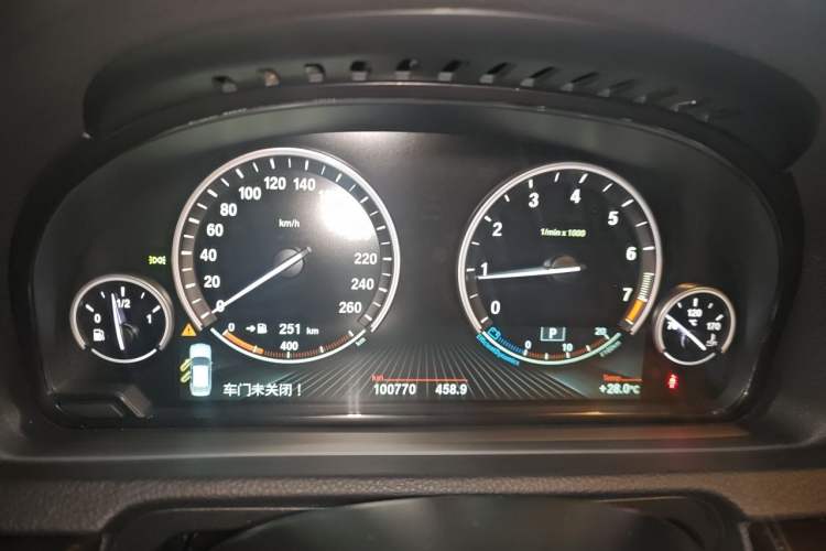 Used BMW 5 Series GT 2014 528i Leading Model Instrument Cluster