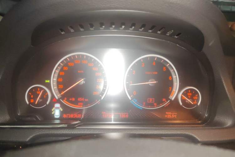 Used BMW 5 Series GT 2014 528i Leading Model Instrument Cluster