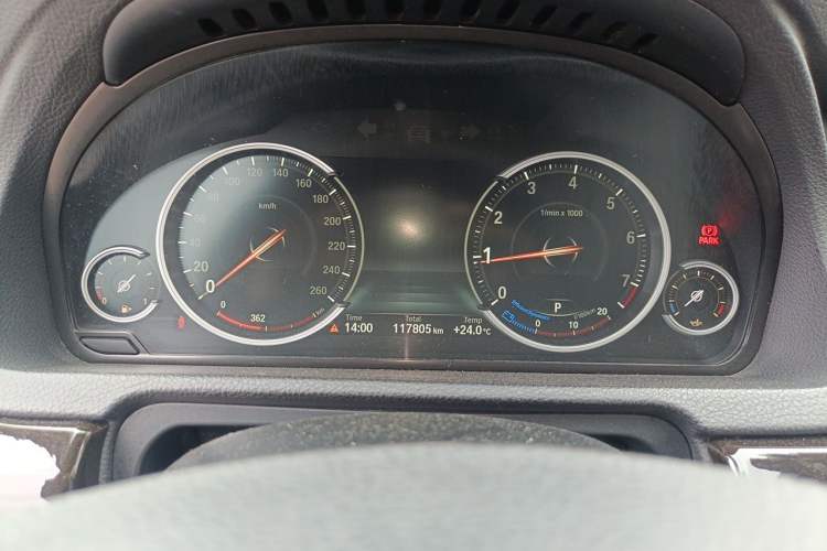 Used BMW 5 Series GT 2014 528i Leading Model Instrument Cluster