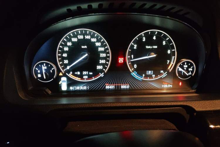 Used BMW 5 Series GT 2014 528i Leading Model Instrument Cluster