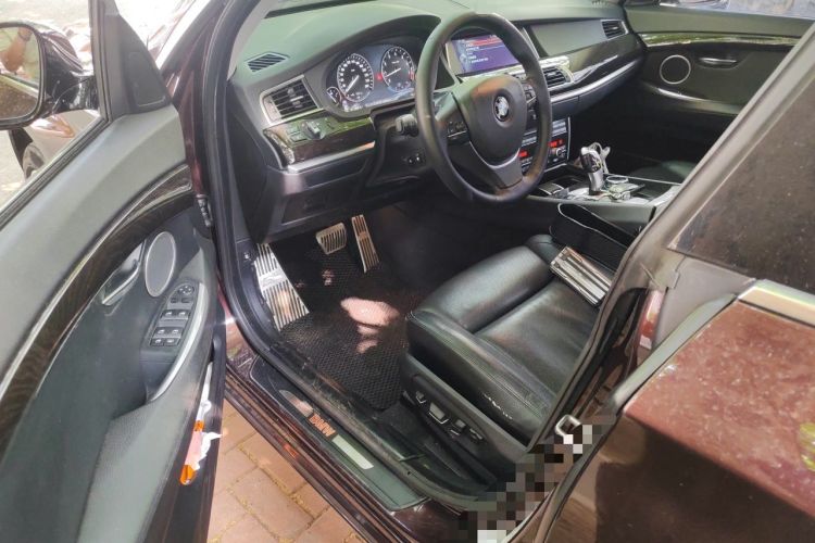 Used BMW 5 Series GT 2014 535i xDrive Left Front Seat