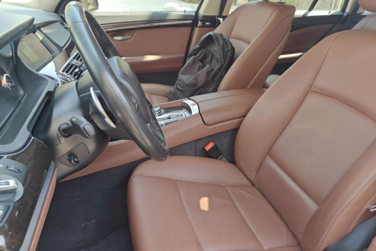 Used BMW 5 Series GT 2014 535i Leading Model Left Front Seat