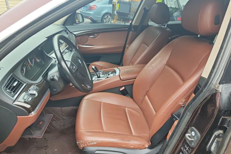 Used BMW 5 Series GT 2014 528i Leading Model Left Front Seat