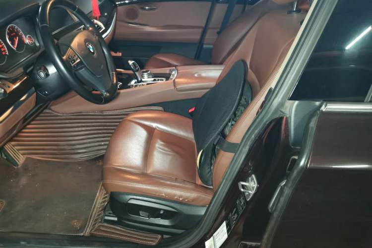 Used BMW 5 Series GT 2014 528i Leading Model Left Front Seat
