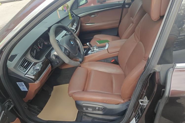 Used BMW 5 Series GT 2014 535i xDrive Left Front Seat