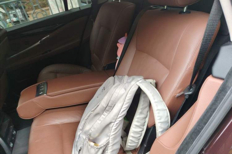 Used BMW 5 Series GT 2014 528i Leading Model Left Rear Seat