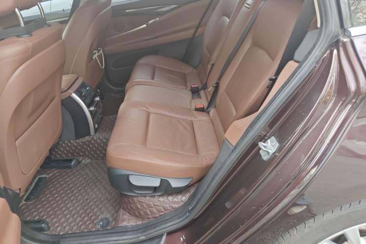 Used BMW 5 Series GT 2014 535i Leading Model Left Rear Seat