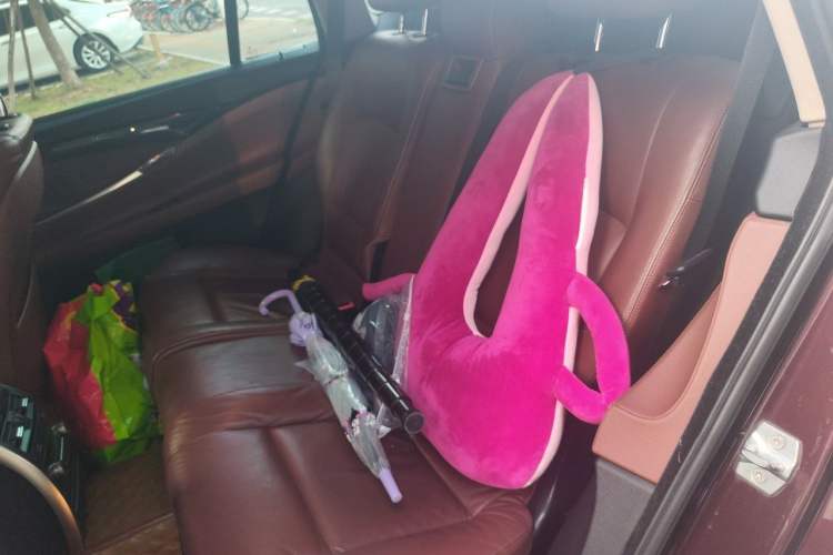 Used BMW 5 Series GT 2014 535i Leading Model Left Rear Seat