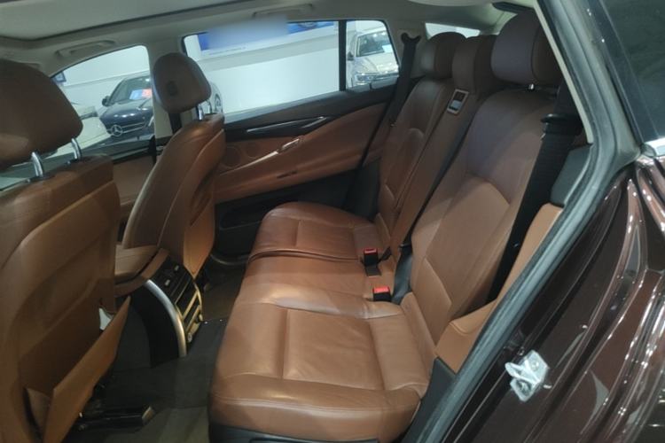 Used BMW 5 Series GT 2014 528i Leading Model Left Rear Seat