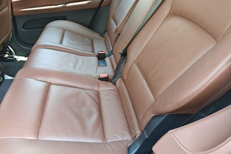 Used BMW 5 Series GT 2014 535i Leading Model Left Rear Seat