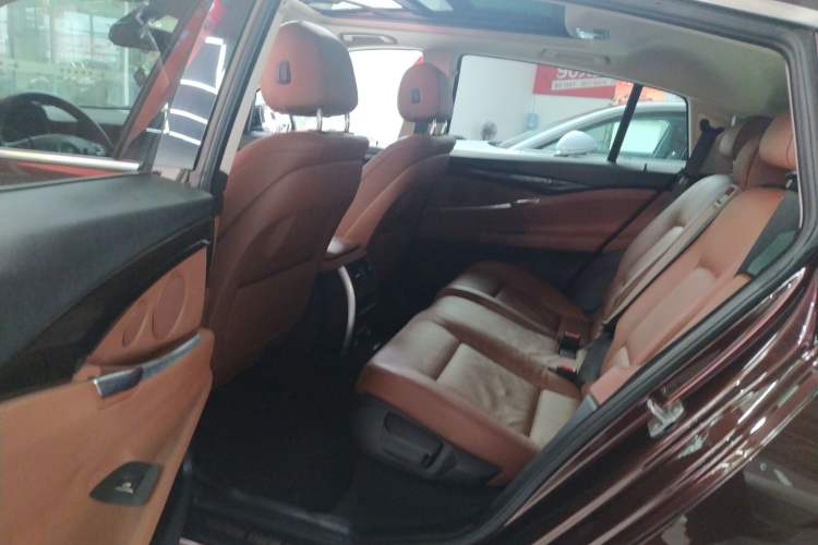 Used BMW 5 Series GT 2014 528i Leading Model Left Rear Seat