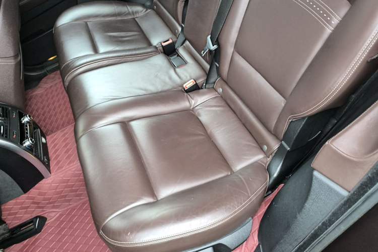 Used BMW 5 Series GT 2014 528i Luxury Edition Left Rear Seat