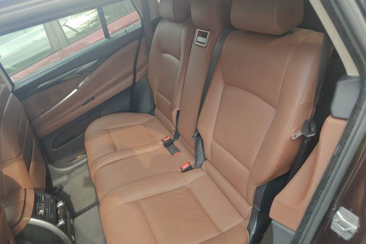 Used BMW 5 Series GT 2014 535i xDrive Left Rear Seat