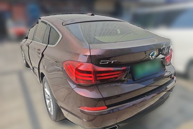Used BMW 5 Series GT 2014 528i Leading Model Rear Left 45 Deg