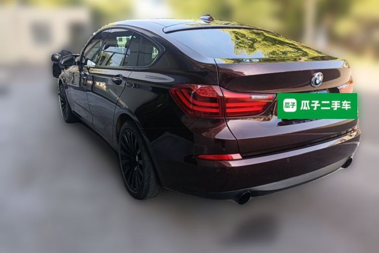Used BMW 5 Series GT 2014 535i Leading Model Rear Left 45 Deg
