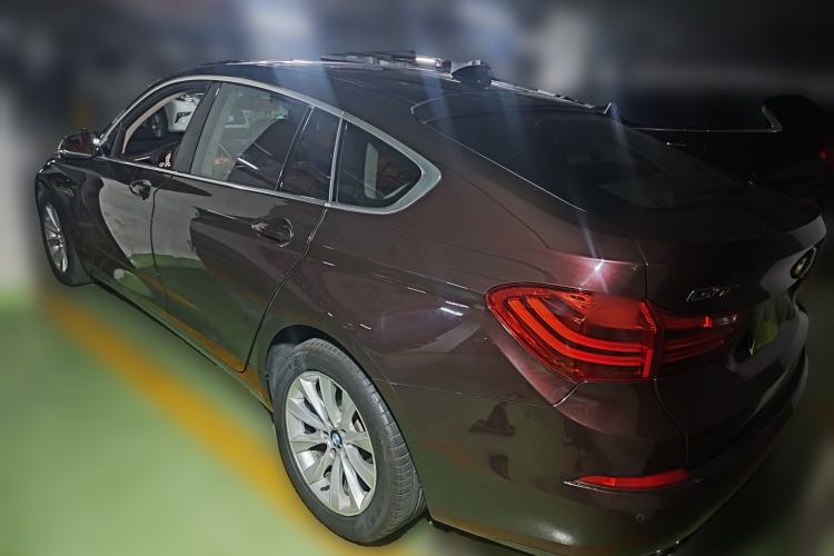 Used BMW 5 Series GT 2014 528i Leading Model Rear Left 45 Deg