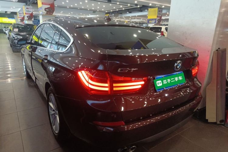 Used BMW 5 Series GT 2014 528i Leading Model Rear Left 45 Deg