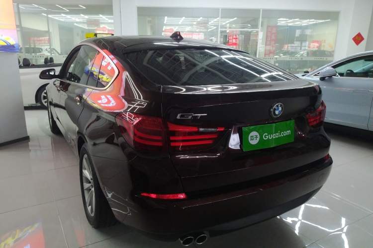 Used BMW 5 Series GT 2014 528i Leading Model Rear Left 45 Deg