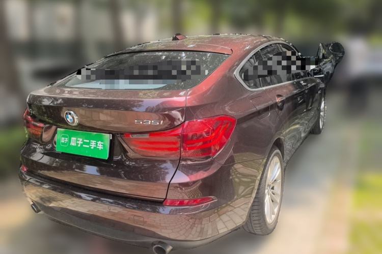 Used BMW 5 Series GT 2014 535i Leading Model Rear Right 45 Deg