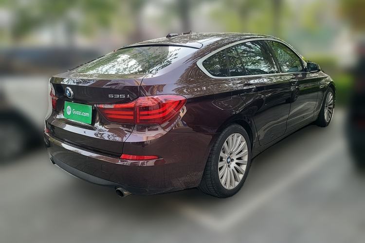Used BMW 5 Series GT 2014 535i Leading Model Rear Right 45 Deg