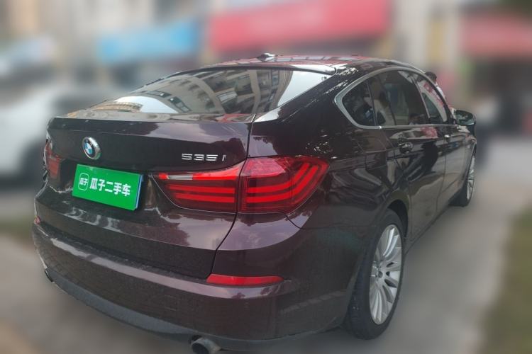 Used BMW 5 Series GT 2014 535i Leading Model Rear Right 45 Deg