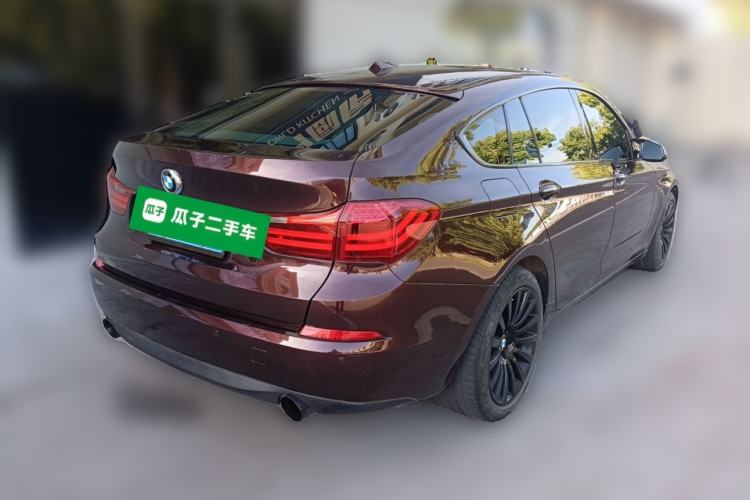 Used BMW 5 Series GT 2014 535i Leading Model Rear Right 45 Deg