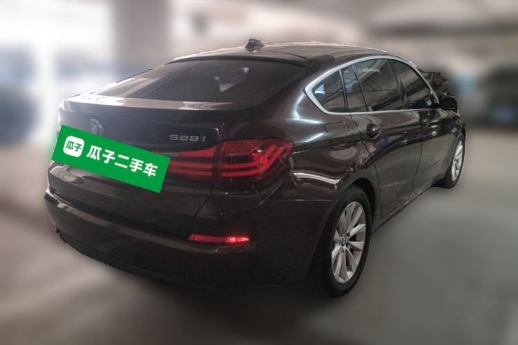 Used BMW 5 Series GT 2014 528i Leading Model Rear Right 45 Deg
