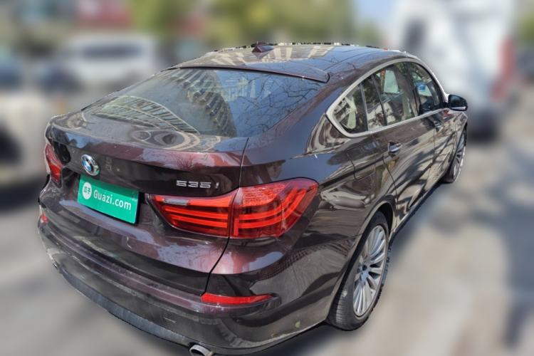 Used BMW 5 Series GT 2014 535i Leading Model Rear Right 45 Deg