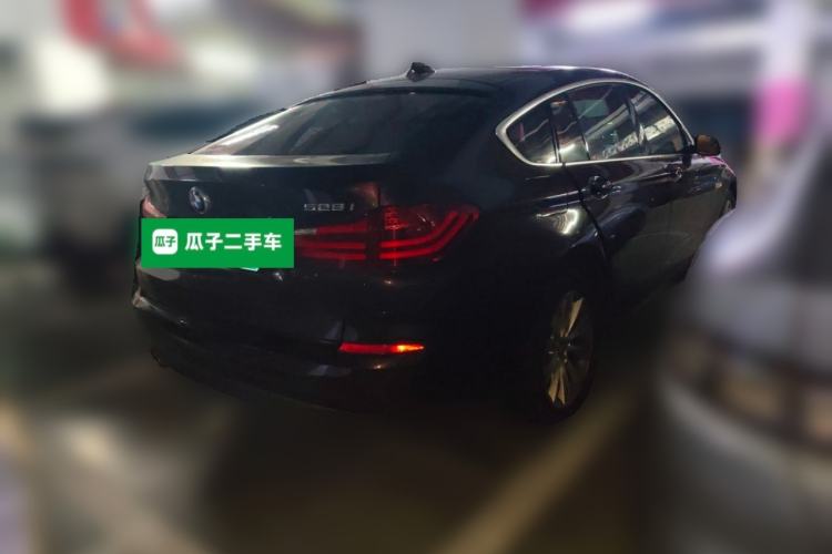 Used BMW 5 Series GT 2014 528i Leading Model Rear Right 45 Deg