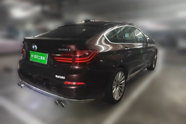 Used BMW 5 Series GT 2014 535i Leading Model Rear Right 45 Deg