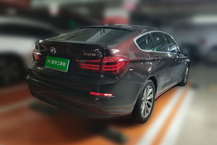 Used BMW 5 Series GT 2014 528i Leading Model Rear Right 45 Deg