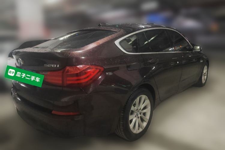 Used BMW 5 Series GT 2014 528i Leading Model Rear Right 45 Deg