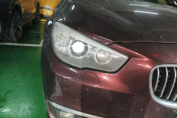 Used BMW 5 Series GT 2014 528i Luxury Edition Right Front Headlight