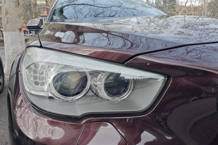 Used BMW 5 Series GT 2014 535i Leading Model Right Front Headlight