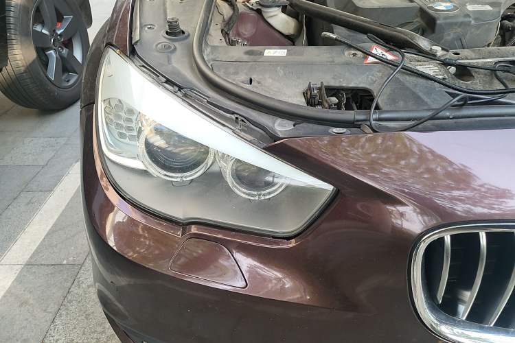 Used BMW 5 Series GT 2014 535i Leading Model Right Front Headlight