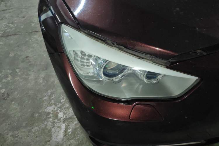 Used BMW 5 Series GT 2014 535i Leading Model Right Front Headlight