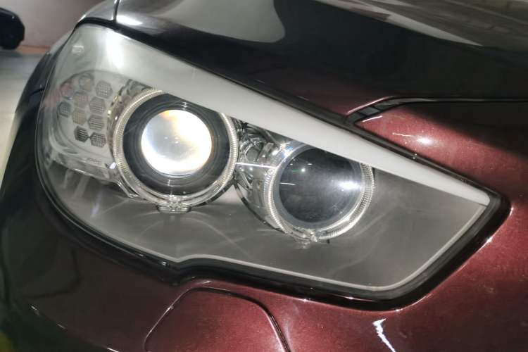 Used BMW 5 Series GT 2014 528i Leading Model Right Front Headlight