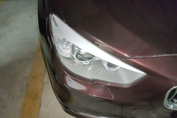 Used BMW 5 Series GT 2014 535i Leading Model Right Front Headlight