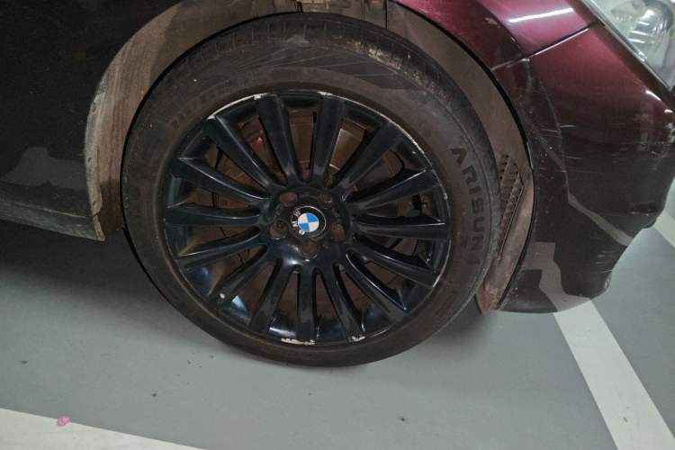 Used BMW 5 Series GT 2014 535i Leading Model Right Front Wheel Hub