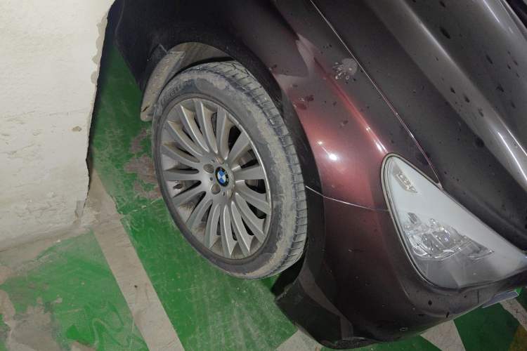 Used BMW 5 Series GT 2014 535i Leading Model Right Front Wheel Hub