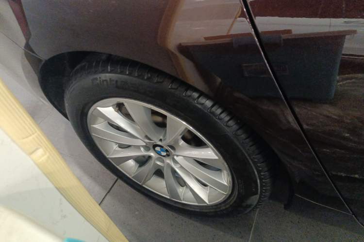 Used BMW 5 Series GT 2014 528i Leading Model Right Rear Wheel Hub