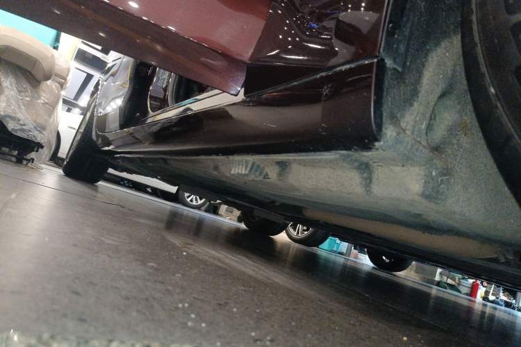 Used BMW 5 Series GT 2014 528i Leading Model Right Side Sill
