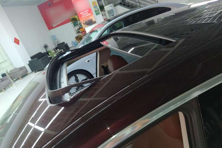 Used BMW 5 Series GT 2014 528i Leading Model Roof