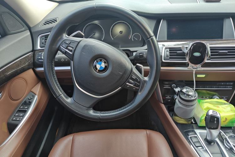 Used BMW 5 Series GT 2014 535i Leading Model Steering Wheel