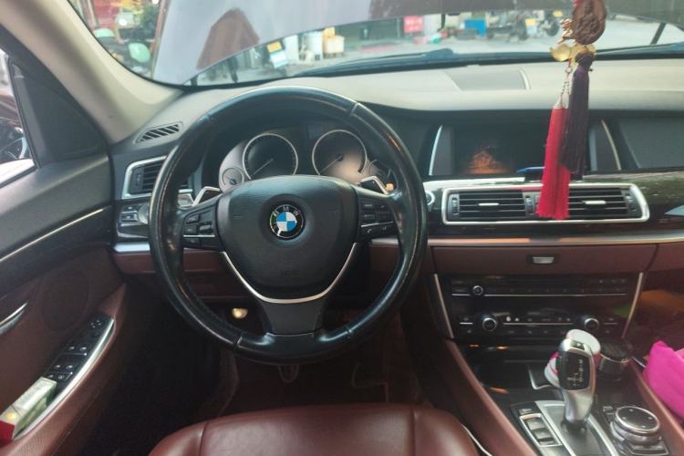 Used BMW 5 Series GT 2014 535i Leading Model Steering Wheel