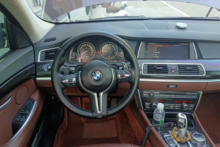 Used BMW 5 Series GT 2014 535i Leading Model Steering Wheel