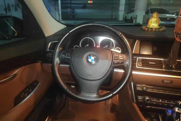 Used BMW 5 Series GT 2014 528i Leading Model Steering Wheel