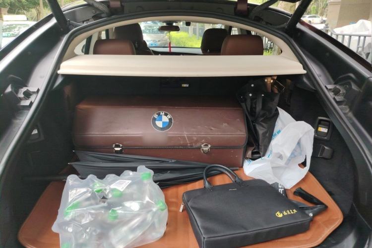 Used BMW 5 Series GT 2014 528i Leading Model Trunk