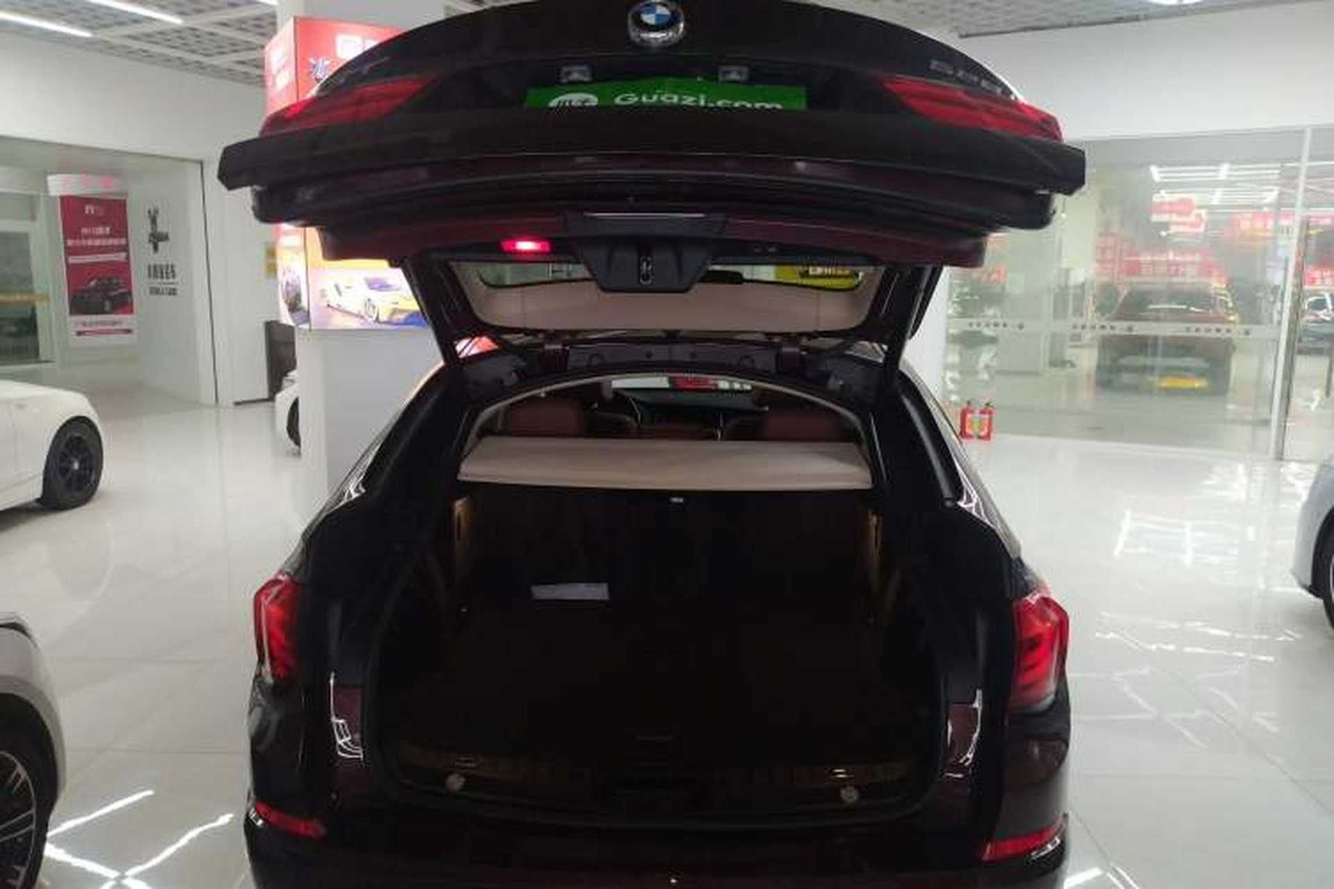 Used BMW 5 Series GT 2014 528i Leading Model Trunk