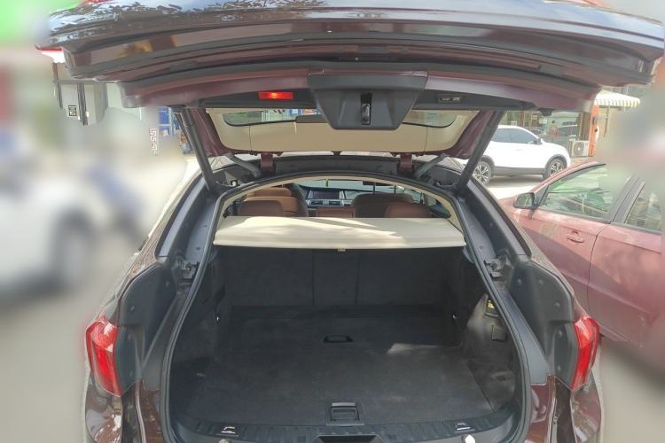 Used BMW 5 Series GT 2014 535i xDrive Trunk